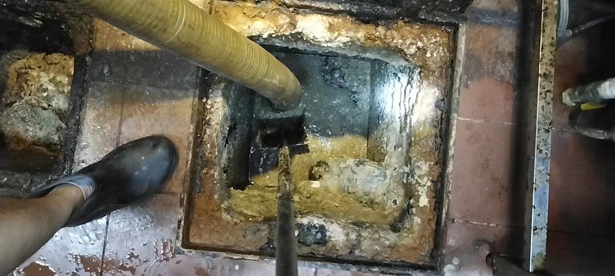 拜城污水池清理一般都有毒气，怎么预防中毒呢？
